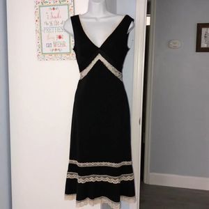 ASO Gilmore Girls. Express black and cream lace midi dress